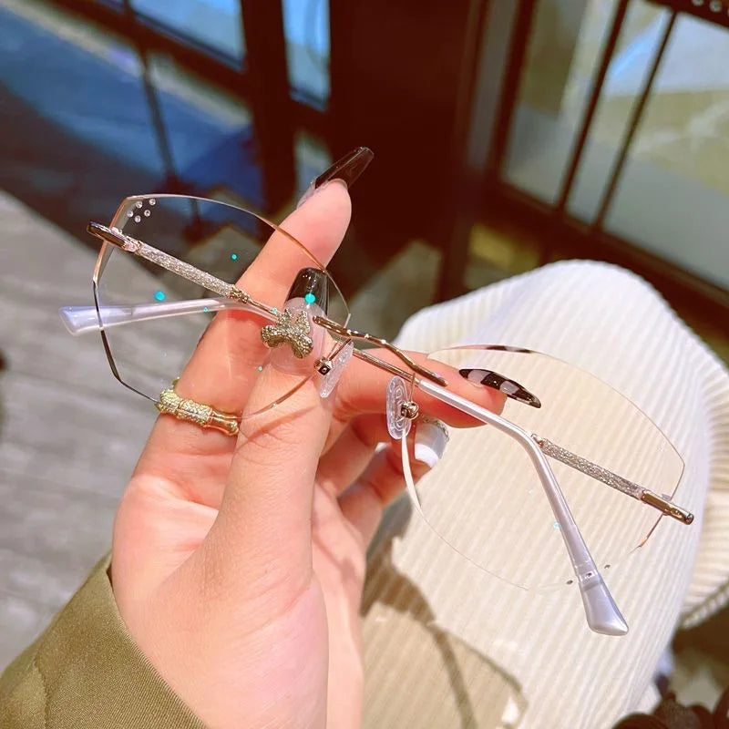 Queenie Glasses