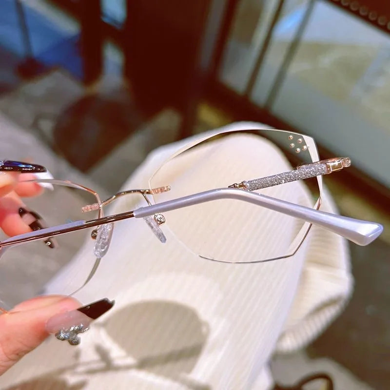 Queenie Glasses