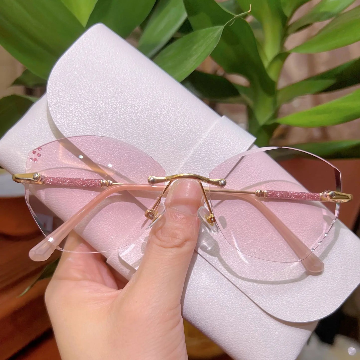 Queenie Glasses