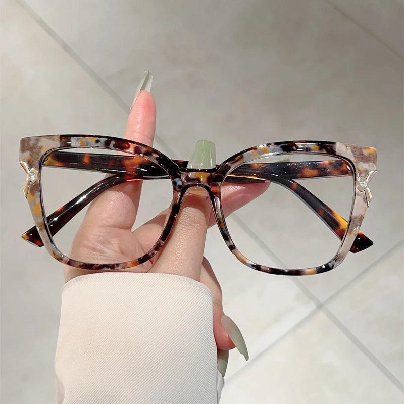 Lola Glasses
