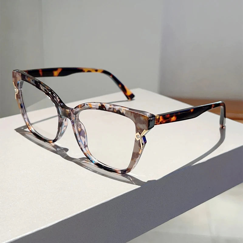 Lola Glasses
