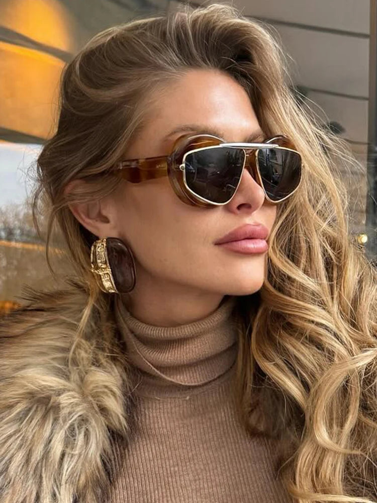 Shelly Glasses