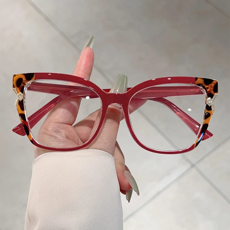 Lola Glasses